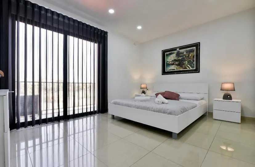 Sea View Apartment Birzebbuga 0*,  Malta